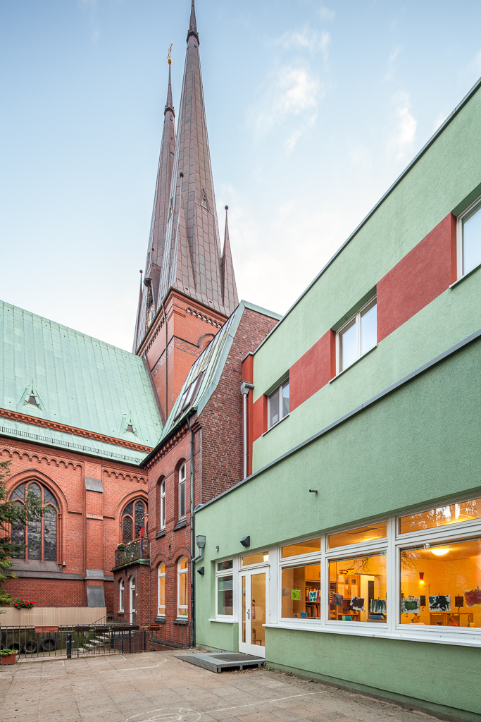  Wohnhaus & Kindergarten Schillerstraße