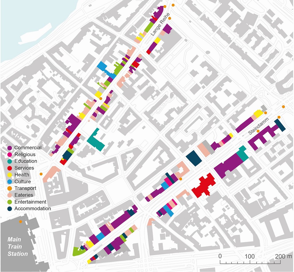  Why are conservative Immigrants & LGBTQ+ groups not sharing the same public space in Hamburg?